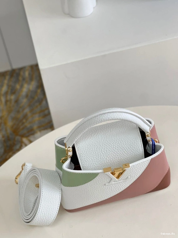 LOUIS VUITTON CAPUCINES MINI 0315